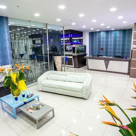 Aw Hotel Plaza Miranda 波哥大 外观 照片