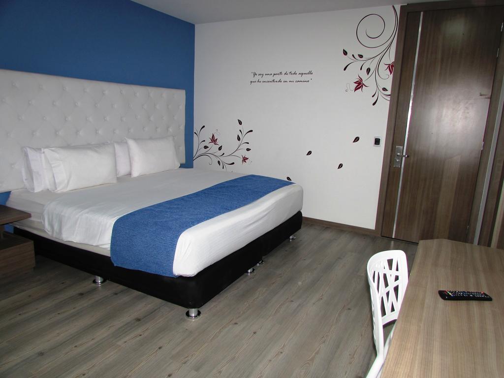 Aw Hotel Plaza Miranda 波哥大 客房 照片