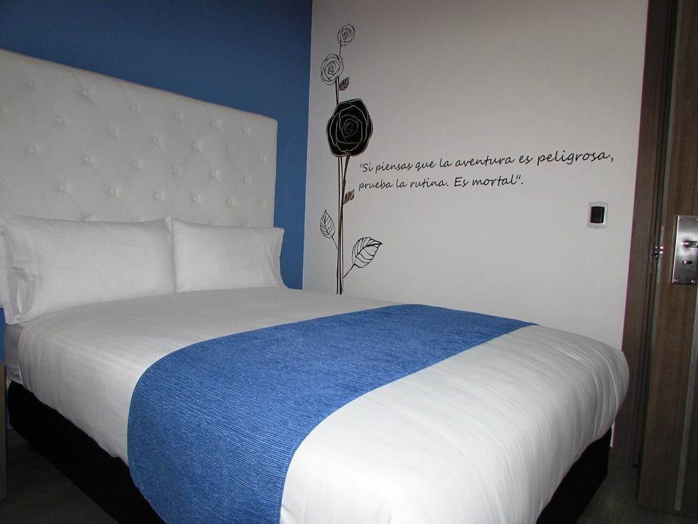 Aw Hotel Plaza Miranda 波哥大 外观 照片