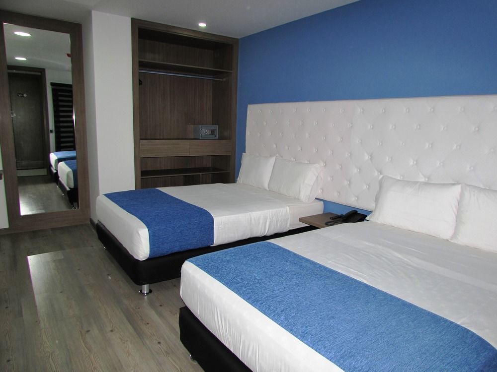 Aw Hotel Plaza Miranda 波哥大 外观 照片