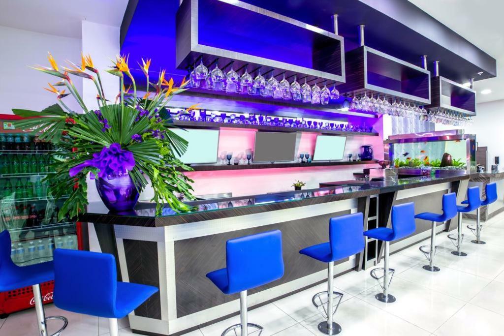 Aw Hotel Plaza Miranda 波哥大 外观 照片